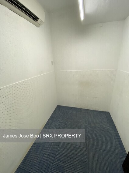 Ang Mo Kio central level 2 shop | Near carpark | Sublease (D20), Shop House #550337261
